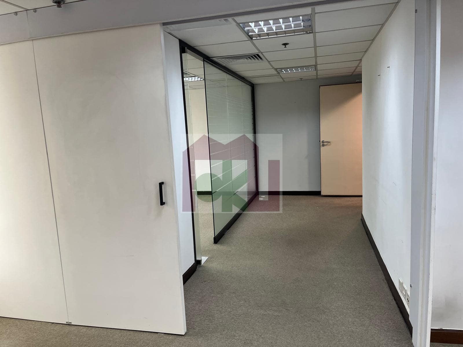 Yam Tze Commercial Building building or unit photo